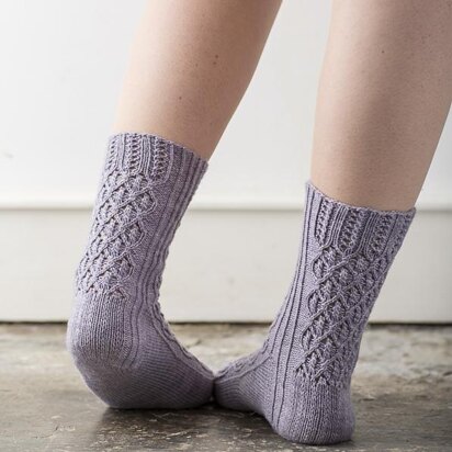 Hyacinth Socks - knitting pattern