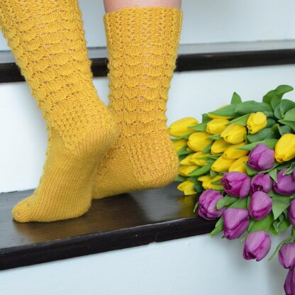 Little Tulips Socks