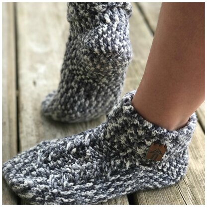 Cozy Cabin Ankle Socks