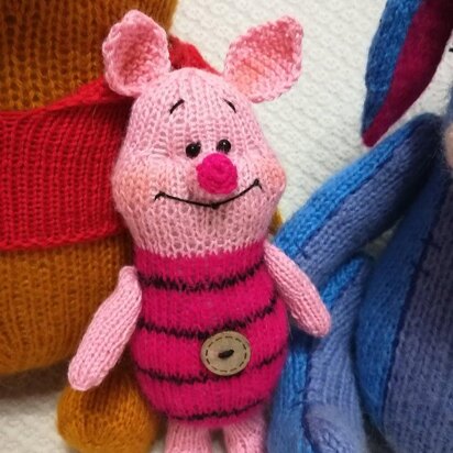 Knitted Piglet