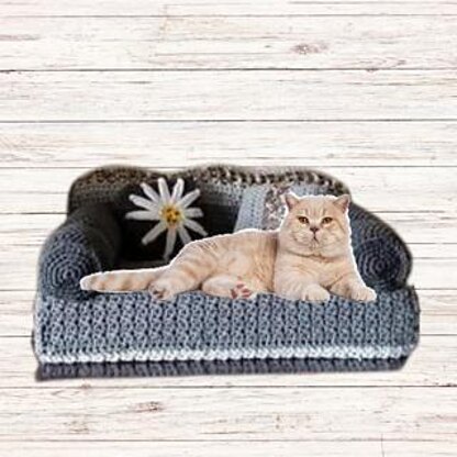 Gray Skies Cat, Dog Bed