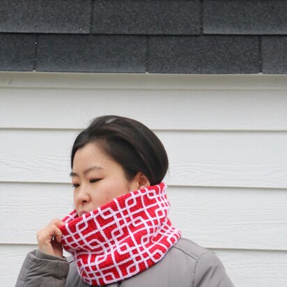 Chinese Lattice Cowl