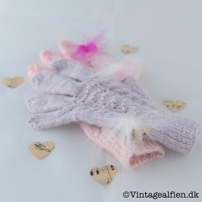 Princess B - vintage gloves for girls