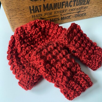 Cosy Berry Hat and Mittens