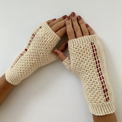 Vanilla Cream Mitts