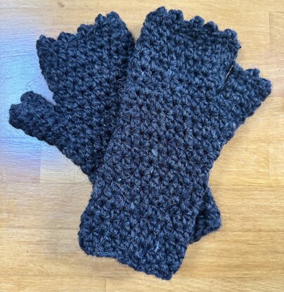 Easy Chunky Fingerless Gloves