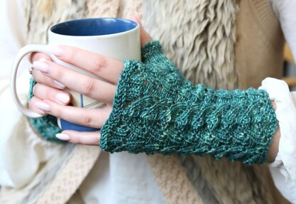 Chase the Dragon Mitts