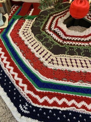 Songs of the Season Tree Skirt