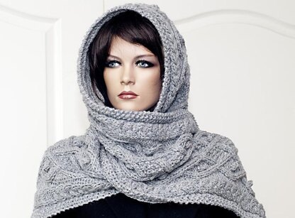 Marit - Hooded scarf with cables and nubs