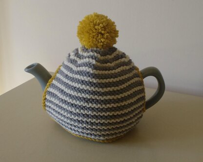 Titchy Pom Pom Tea Cosy