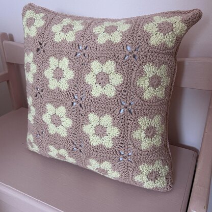 Retro Daisies Pillow