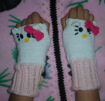 Hello Kitty Handwarmers