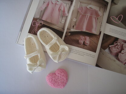 Princess Baby Booties