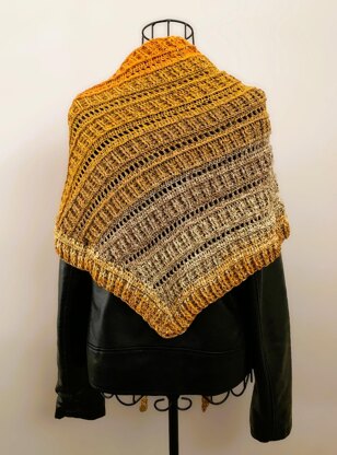 Flat Triangular Scarf "Ione"