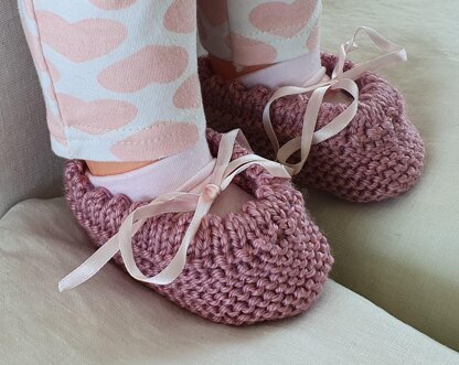 Lisa - Picot edge baby shoes