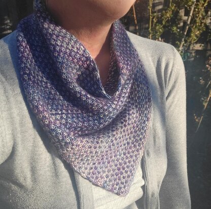 Lunares Cowl