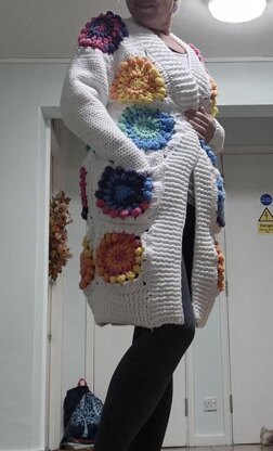 STARBURST FLOWER CARDIGAN
