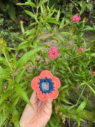 Rosie Lipstick Mosaic Holder