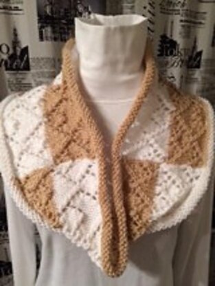 Checkered Lace Cowl