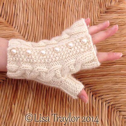 I.V. Fingerless Mitts