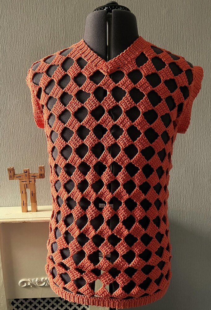 Mendeleev Vest crochet pattern - Sweet Paprika Designs