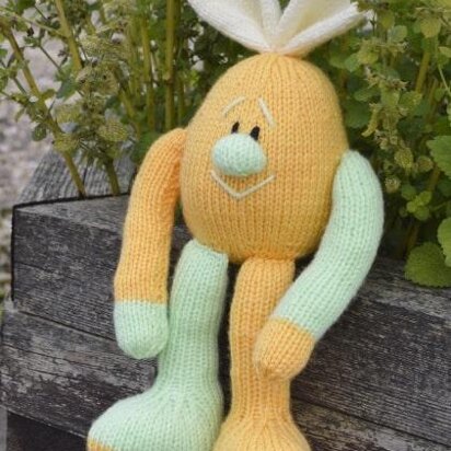 Orange Easter Egg - knitting pattern