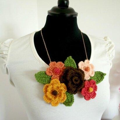 Bouquet Flower Necklace