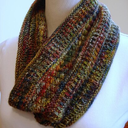 Third Rail Cowl - knitting pattern