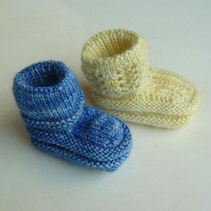 Baby booties knitting on sale pattern