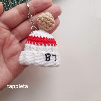 Red striped mini Beanie crochet