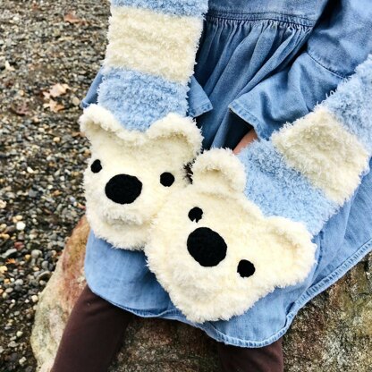 Polar Bear Pocket Scarf