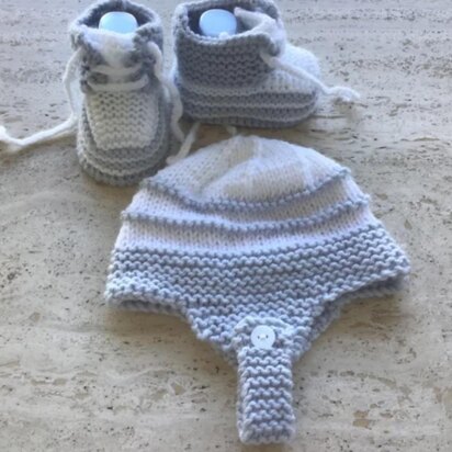 Baby Hat And Lace Up Booties