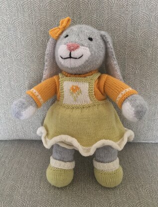 Pinafore dress for bunny
