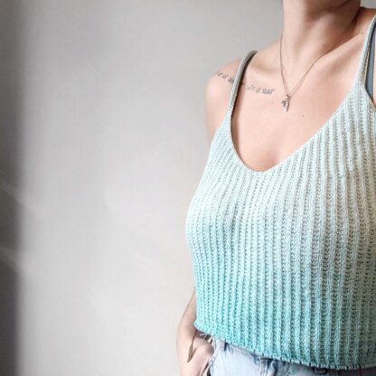 Knitted Summer Crop Top Pattern 