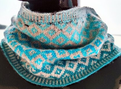Bamboo Weave Cowl