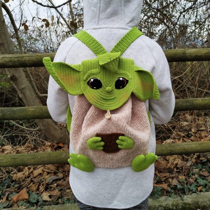 Backpack amigurumi pattern, Yoda backpack crochet pattern, Baby Yoda crochet pattern, The Baby Child backpack (English, Français)