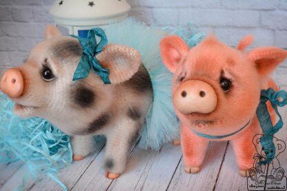 210 Cute Little Pig