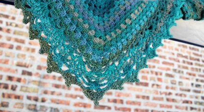 Granny Pine Shawl