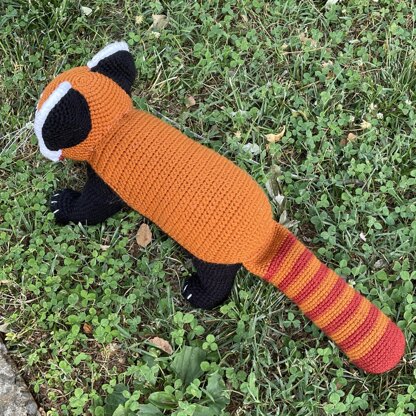 Rusty the Red Panda Amigurumi