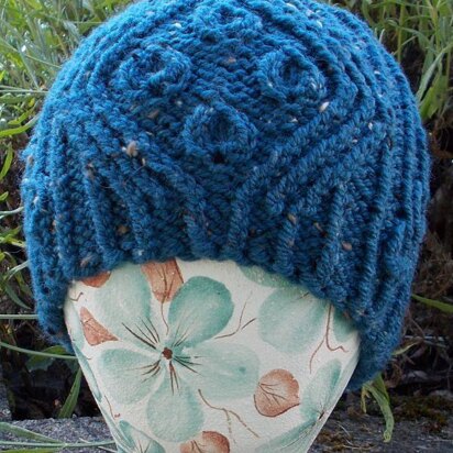 Bells of Ireland Cap - knitting pattern