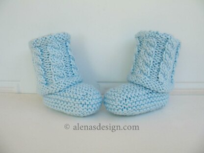 Cabled Baby Booties