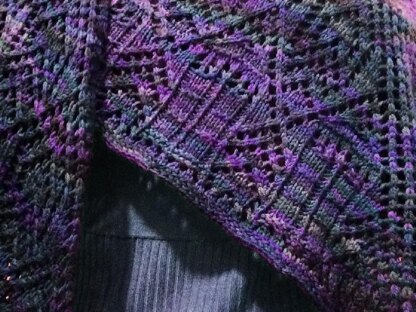 Trillixagon Shawl: Tardis Variation