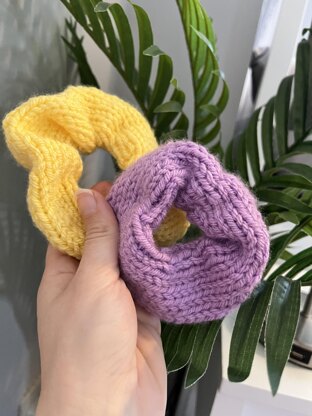 Seamless Scrunchie