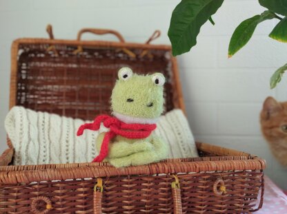 Little frog knitting pattern