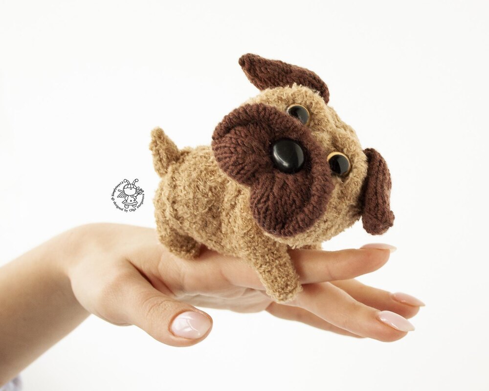 Pug knitting pattern free hotsell