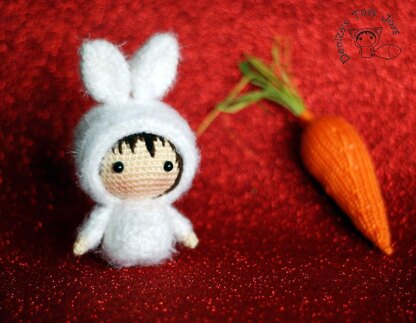 Crochet White Bunny Doll. Tanoshi series toy.