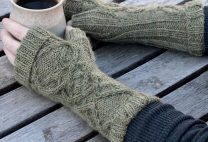 Ceilidh Fingerless Gloves