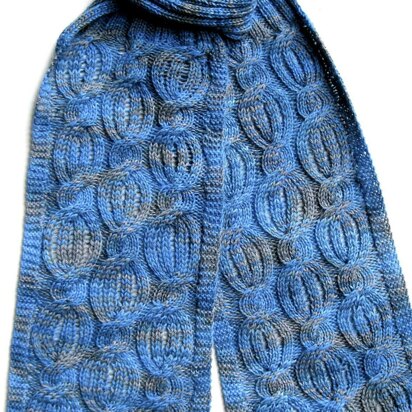 Drop Stitch Cabled Scarf Pattern