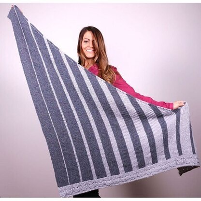 Plymouth Yarn 3047 Two Color Shawl