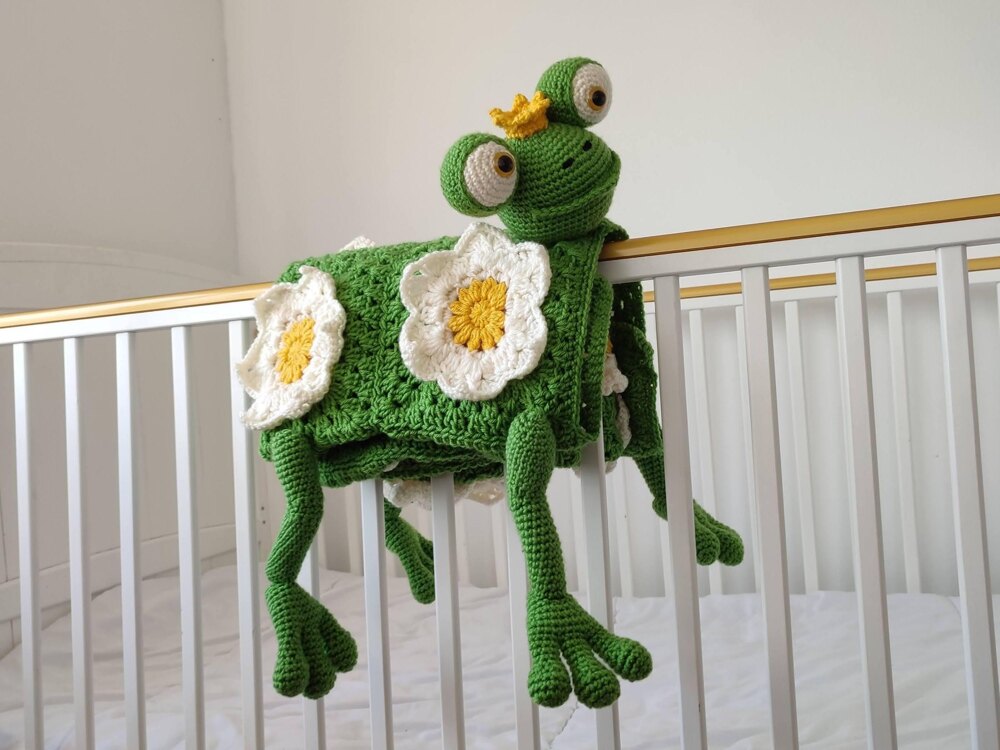 Frog blanket discount